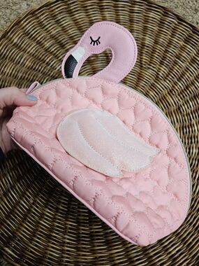 Betsey Johnson Cosmetic Hygiene Travel Case Pink Flamingo